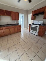 171 Capen St in Hartford, CT - Building Photo