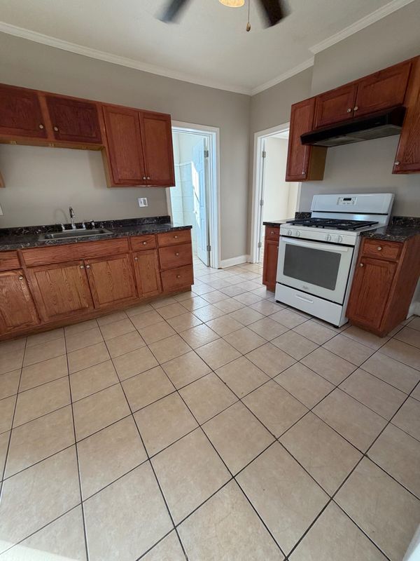 property at 171 Capen St