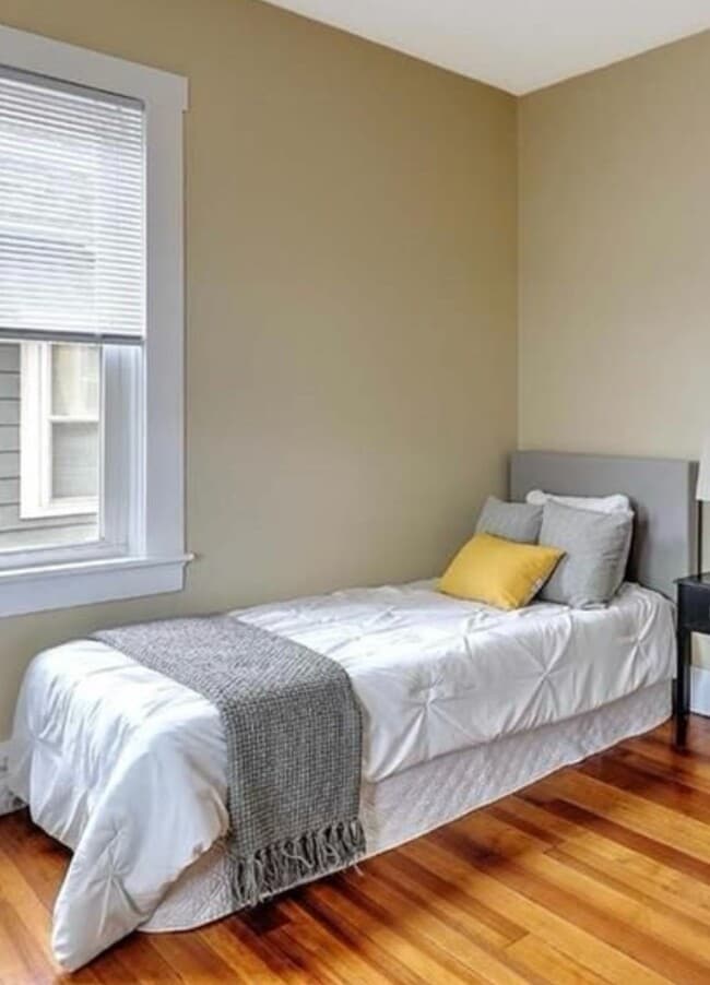property at 171 New York Ave