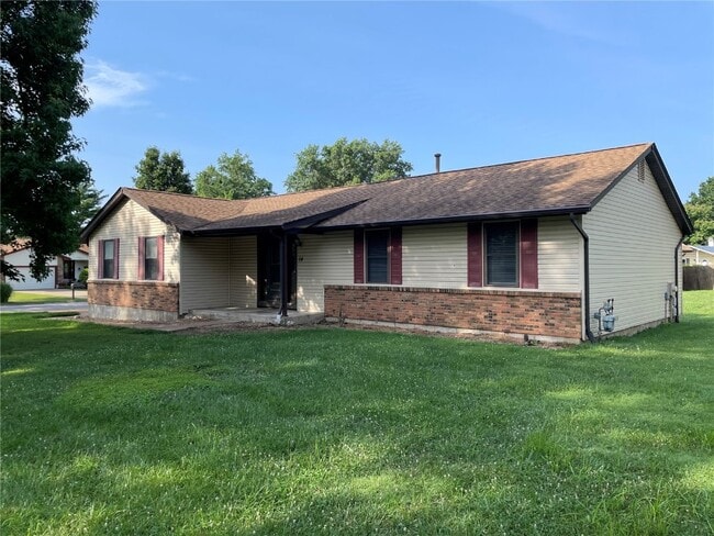property at 14 Twin Oaks Dr