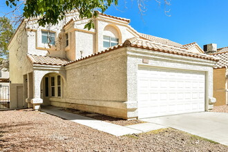 4048 Hazelridge Dr in Las Vegas, NV - Building Photo - Building Photo