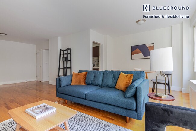 141 E 33rd St in New York, NY - Foto de edificio - Building Photo