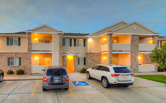 Sandridge Apartments in North Platte, NE - Building Photo - Building Photo