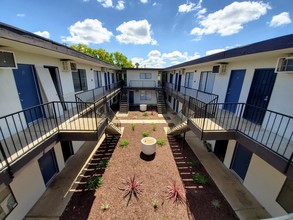 Casa Milano Apartments in Marysville, CA - Foto de edificio - Building Photo