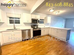 415 Parkdale Dr in Charleston, SC - Building Photo - Building Photo