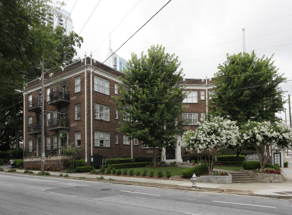 908 Juniper St NE in Atlanta, GA - Building Photo