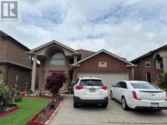 property at 4669 Osaka Cir