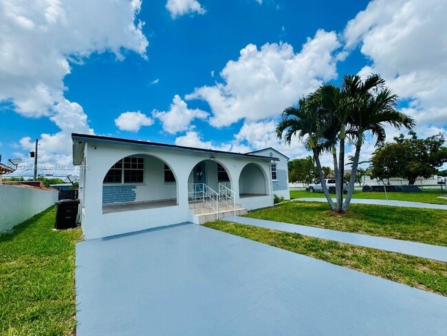 property at 115 W 37th St
