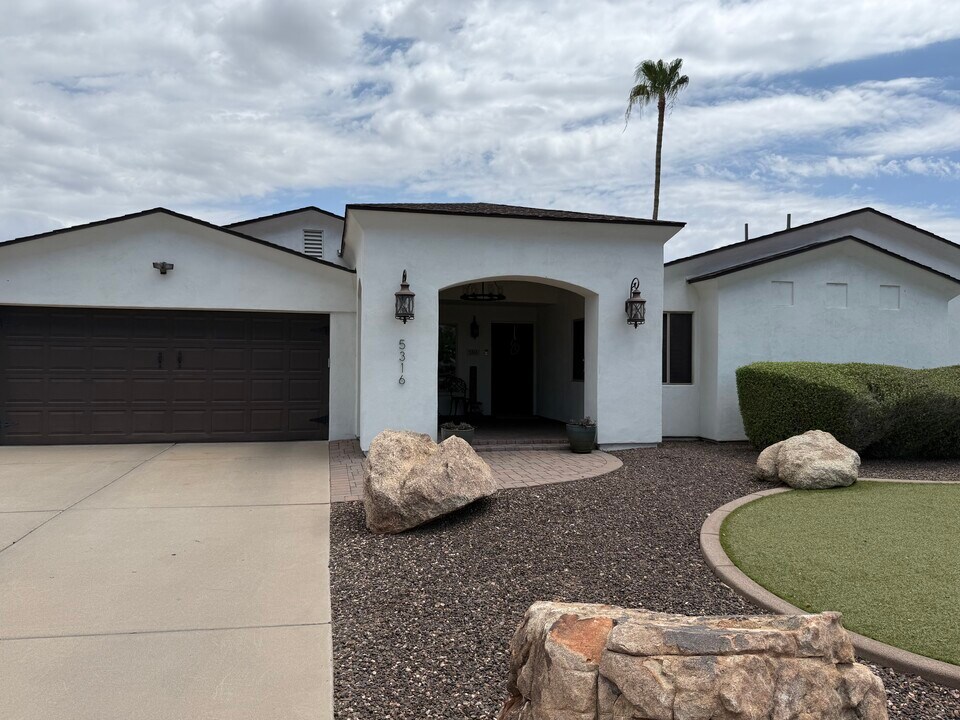 5316 E Nisbet Rd in Scottsdale, AZ - Building Photo