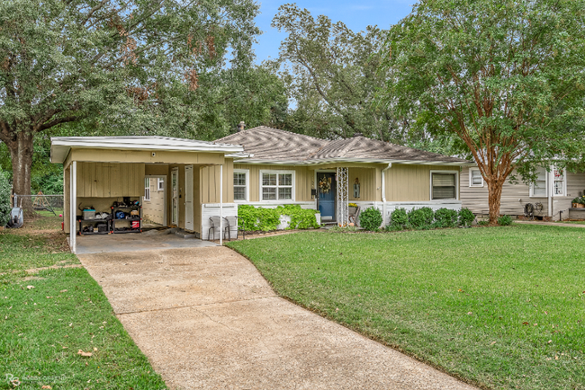 3727 Greenway Pl in Shreveport, LA - Building Photo - Building Photo