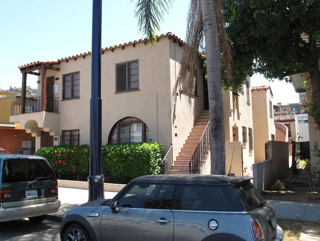 844-854 1/2 Pacific Ave. in Long Beach, CA - Foto de edificio - Building Photo