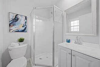 593 Bristol Ln in Elk Grove Village, IL - Building Photo - Building Photo