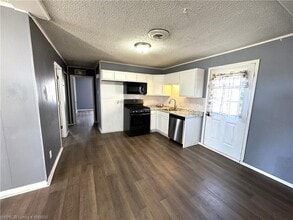 107 S Oak St in Hackett, AR - Building Photo - Building Photo