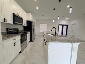 2706 72nd St W in Lehigh Acres, FL - Building Photo - Building Photo