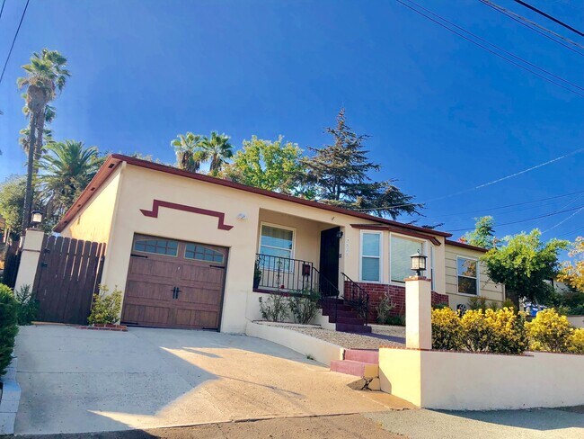4650 Parks Ave in La Mesa, CA - Building Photo - Building Photo