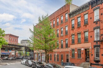 1076-1080 Putnam Ave in Brooklyn, NY - Building Photo - Building Photo