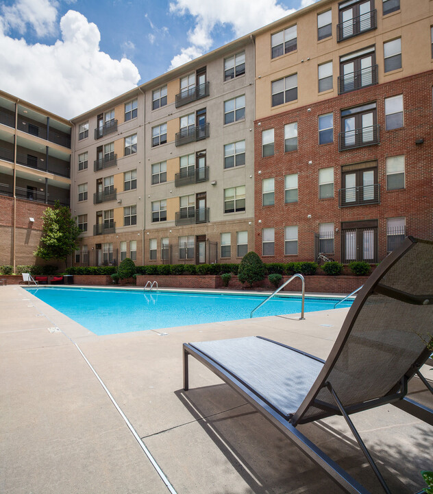 Auburn Glenn in Atlanta, GA - Foto de edificio