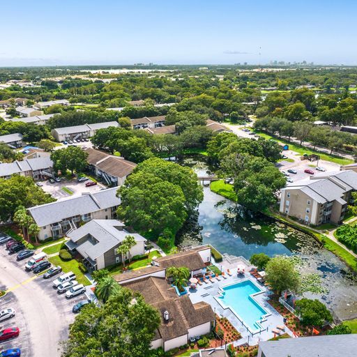 Village Springs in Orlando, FL - Foto de edificio - Building Photo