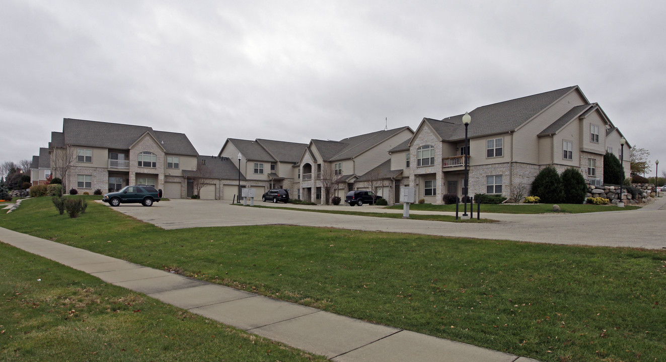 Hanover Square Apartments in Madison, WI - Building Photo