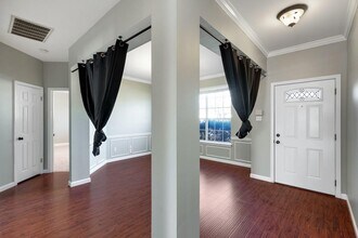 1135 Disraeli Cir in Pflugerville, TX - Building Photo - Building Photo