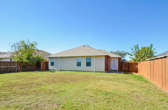 2604 Mitchell Ln