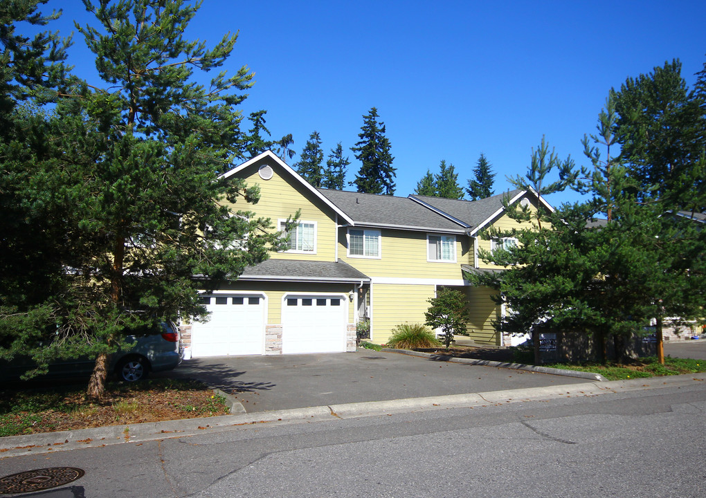 Spencer Court Townhomes in Lynnwood, WA - Foto de edificio