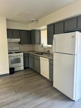 407 Sheraton Dr NW in North Canton, OH - Building Photo - Building Photo