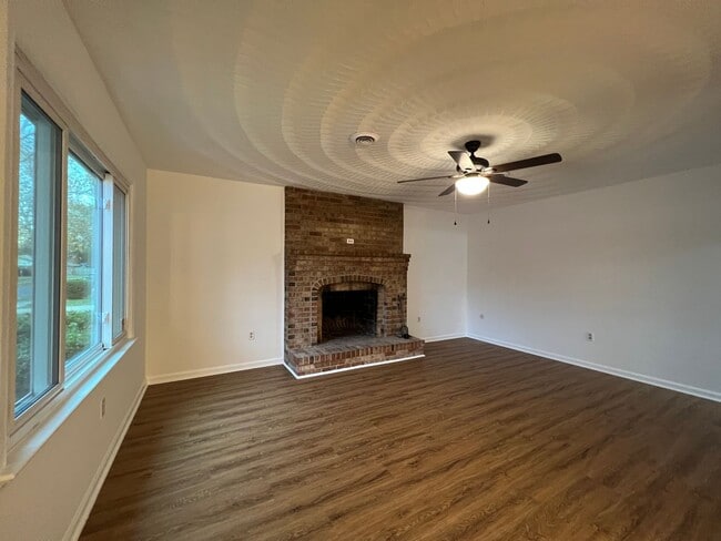 545 Louisa St in Norfolk, VA - Building Photo - Building Photo