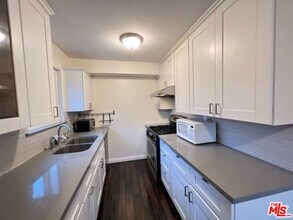 11578 Wyoming Ave in Los Angeles, CA - Building Photo - Building Photo