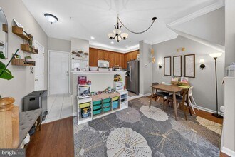 725 Main St in Gaithersburg, MD - Building Photo - Building Photo