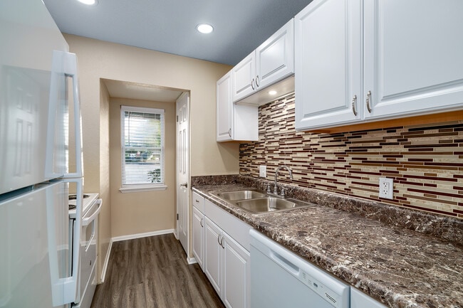 Sorrento in Winter Park, FL - Foto de edificio - Interior Photo