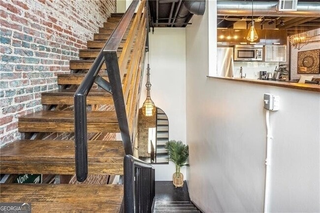 650 Glen Iris Dr NE, Unit 23 in Atlanta, GA - Building Photo - Building Photo