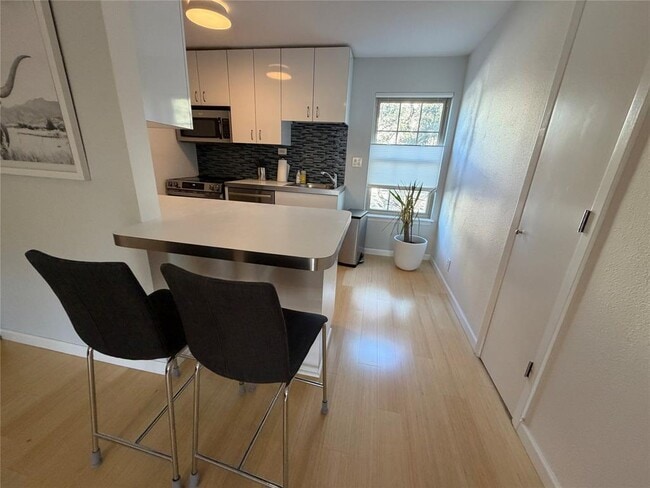 300 Crockett St in Austin, TX - Building Photo - Building Photo