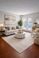 2550 N Alafaya Trl, Unit 4104 in Orlando, FL - Building Photo