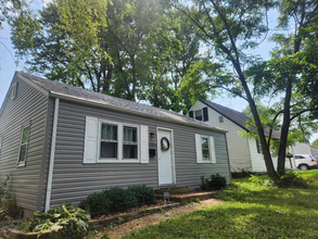 9424 Minerva Ave in Overland, MO - Building Photo - Building Photo