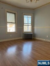 375 Highland Ave in Clifton, NJ - Building Photo - Building Photo