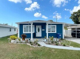 3428 Ithaca St N in St. Petersburg, FL - Building Photo