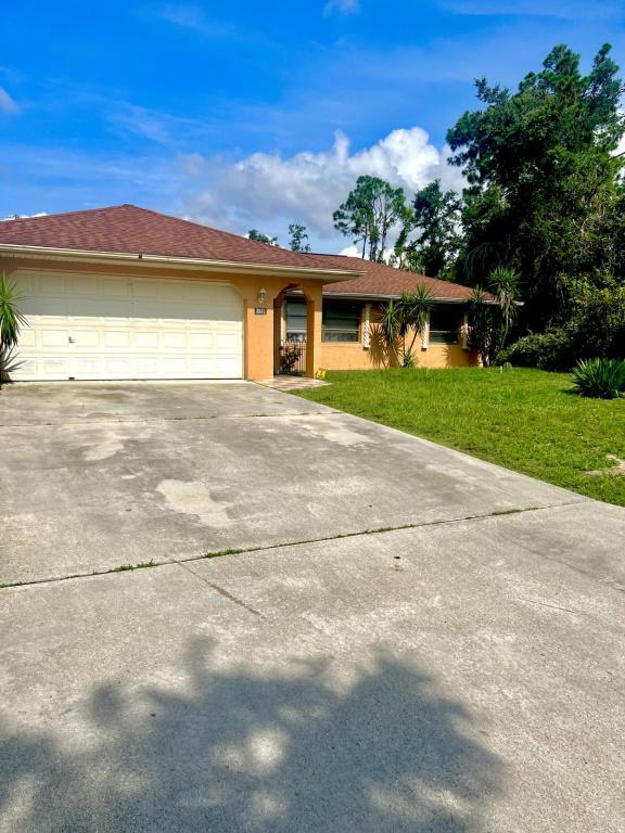 property at 2013 Redmond St