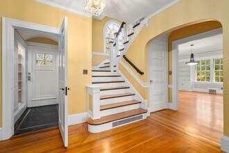 161 Clinton Rd in Brookline, MA - Building Photo - Building Photo