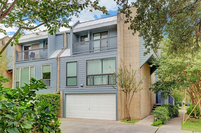 property at 2504 Mandell St