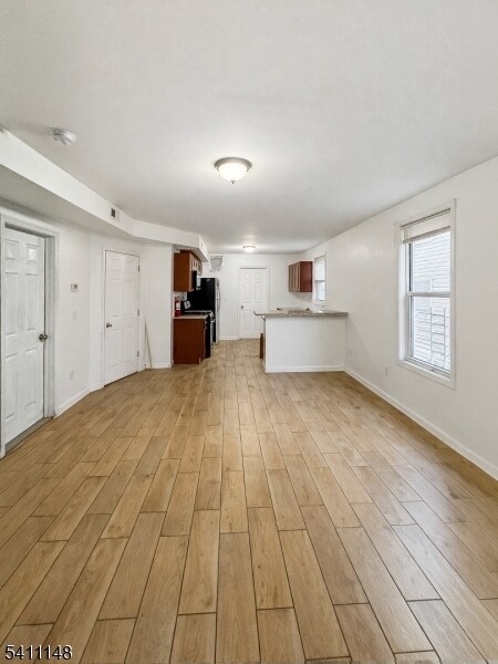 81 Summer Ave in Newark, NJ - Building Photo