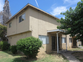 Townhouse Gardens in Sacramento, CA - Foto de edificio - Building Photo