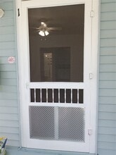 2725 1/2 Bernardo De Galvez Ave in Galveston, TX - Building Photo - Building Photo