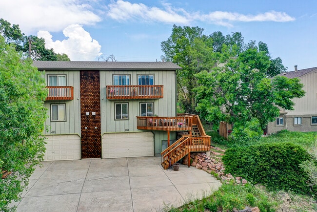property at 619 Manitou Blvd