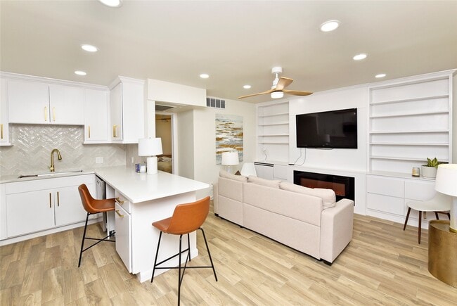 property at 3224 Timmons Ln