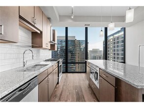465 Nicollet Mall in Minneapolis, MN - Foto de edificio - Building Photo