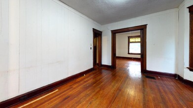 225 Atkinson St in Cincinnati, OH - Foto de edificio - Building Photo
