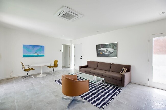 73401 Royal Palm Dr in Palm Desert, CA - Building Photo - Building Photo
