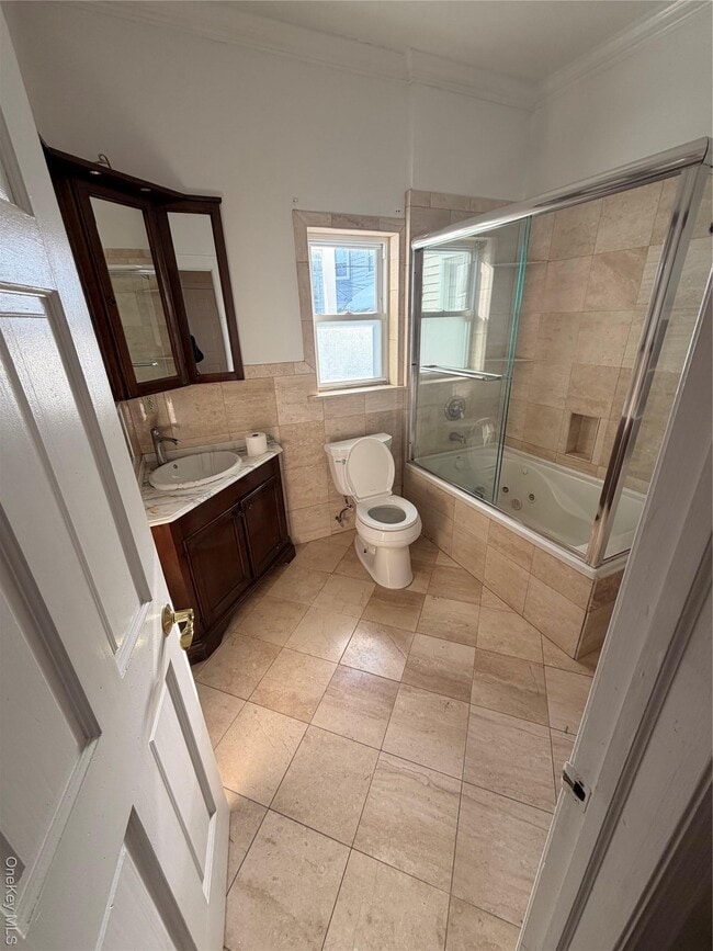 16 Wallace Ave in Mount Vernon, NY - Building Photo - Building Photo