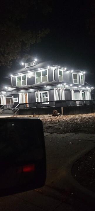 1212 W 3rd Ave in Corsicana, TX - Building Photo